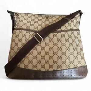 GUCCI GG Supreme Canvas Shoulder Bag Brown 145857